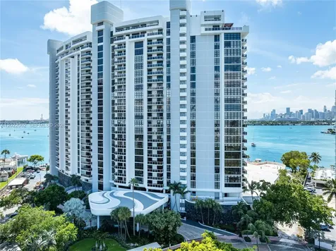 9 Island Avenue Miami Beach FL 33139