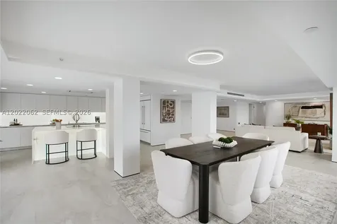 9 Island Avenue Miami Beach FL 33139