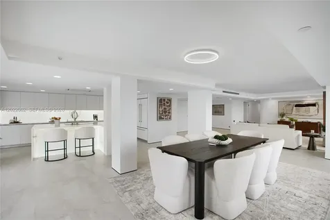 9 Island Avenue Miami Beach FL 33139