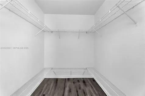 1541 NW 1st Court Miami FL 33136