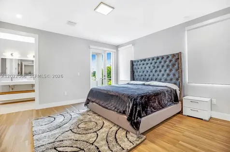 3657 SW 26th Street Miami FL 33133