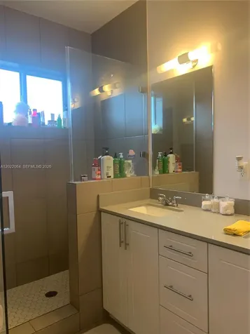 810 E 32nd Street Hialeah FL 33013