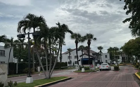 9443 Fontainebleau Boulevard Miami FL 33172