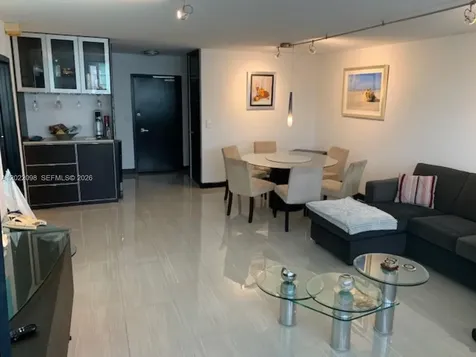 5313 Collins Avenue Miami Beach FL 33140