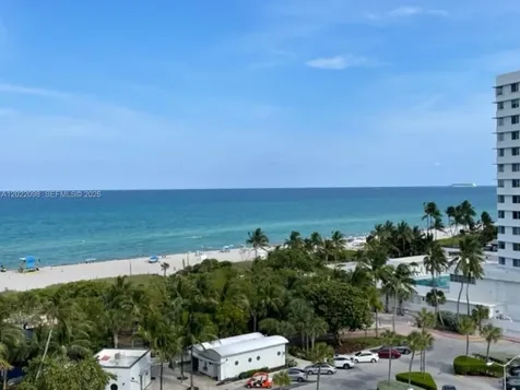 5313 Collins Avenue Miami Beach FL 33140