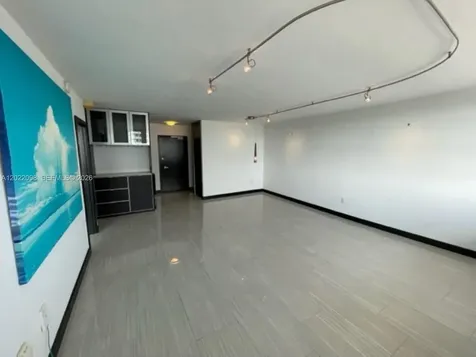 5313 Collins Avenue Miami Beach FL 33140