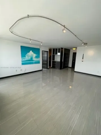 5313 Collins Avenue Miami Beach FL 33140