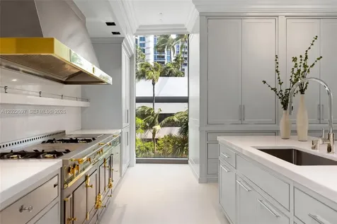 17975 Collins Avenue Sunny Isles Beach FL 33160
