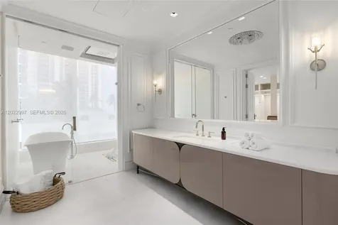 17975 Collins Avenue Sunny Isles Beach FL 33160