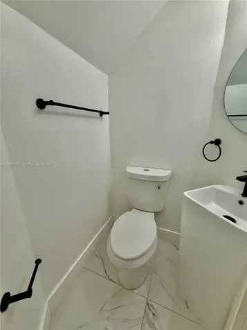 2652 SW 34th Avenue Miami FL 33133