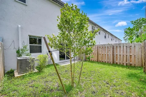 16233 SW 290th Terrace Homestead FL 33033