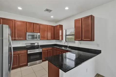 643 NE 191st Terrace Miami FL 33179