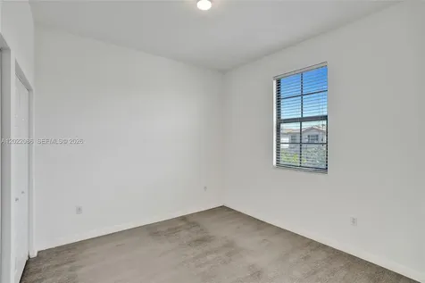 643 NE 191st Terrace Miami FL 33179