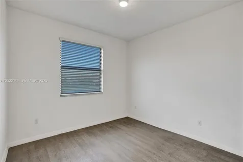 643 NE 191st Terrace Miami FL 33179