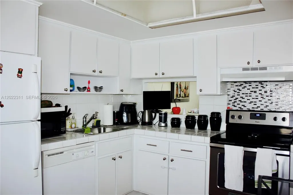 18555 NE 14th Avenue Miami FL 33179