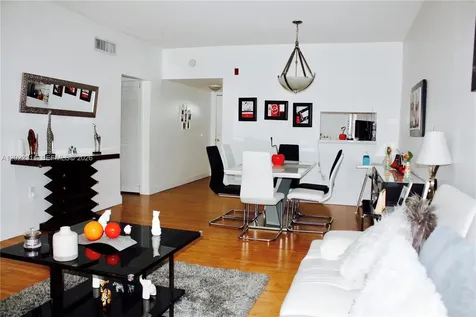 18555 NE 14th Avenue Miami FL 33179
