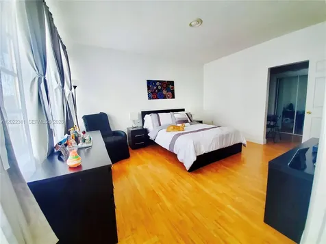 18555 NE 14th Avenue Miami FL 33179
