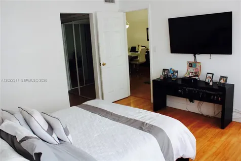 18555 NE 14th Avenue Miami FL 33179