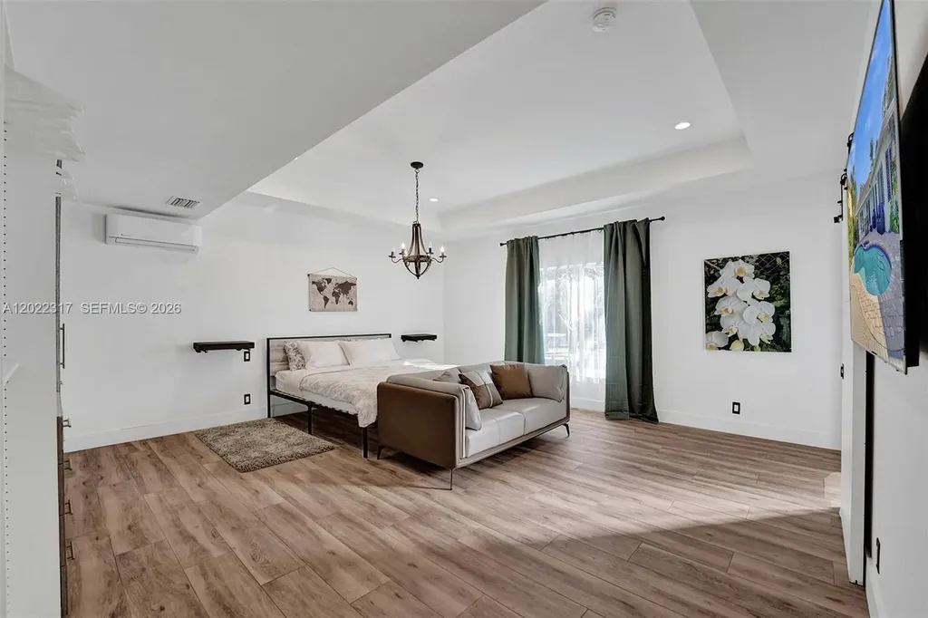 2661 NE 22nd Court Pompano Beach FL 33062