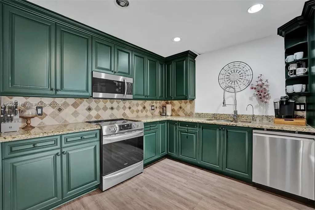 2661 NE 22nd Court Pompano Beach FL 33062