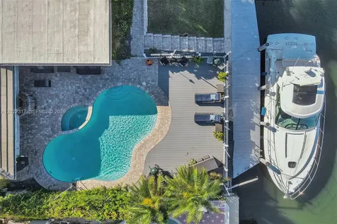 2661 NE 22nd Court Pompano Beach FL 33062