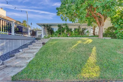 2661 NE 22nd Court Pompano Beach FL 33062