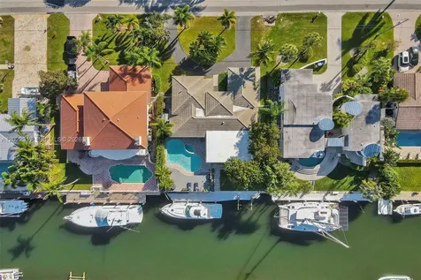 2661 NE 22nd Court Pompano Beach FL 33062