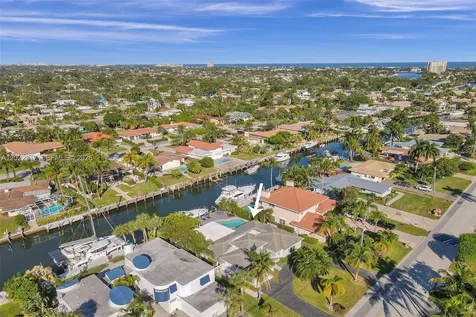 2661 NE 22nd Court Pompano Beach FL 33062