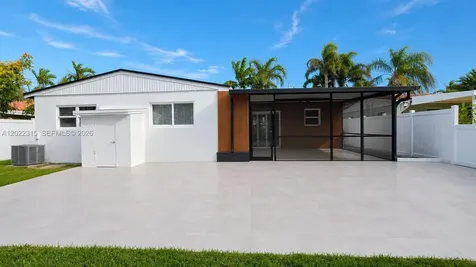 1155 Hayes Street Hollywood FL 33019