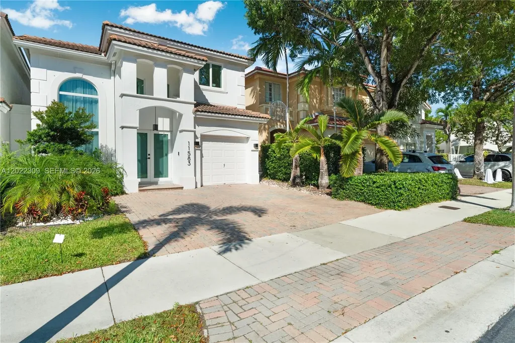 11583 NW 69th Terrace Doral FL 33178