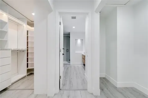 11583 NW 69th Terrace Doral FL 33178