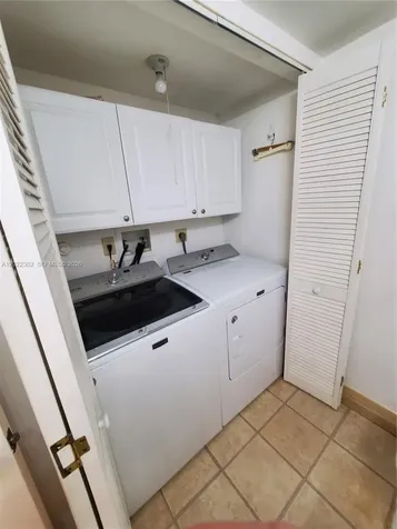 1660 Fairway Road Pembroke Pines FL 33026