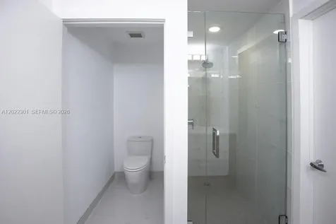 16385 N Biscayne Boulevard North Miami Beach FL 33160