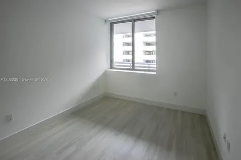 16385 N Biscayne Boulevard North Miami Beach FL 33160