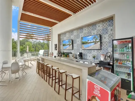 16385 N Biscayne Boulevard North Miami Beach FL 33160