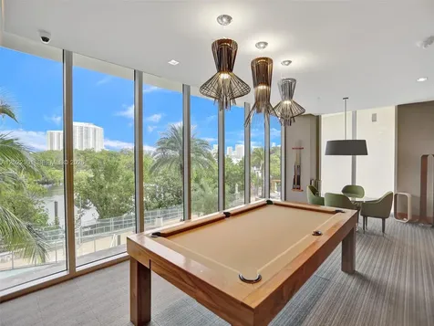 16385 N Biscayne Boulevard North Miami Beach FL 33160