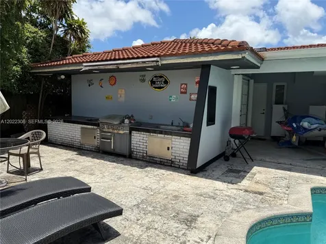 9999 SW 21st Street Miami FL 33165