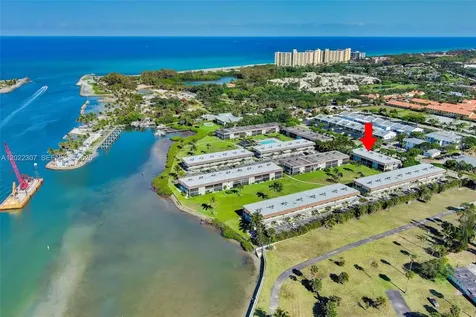 755 Saturn Street Jupiter FL 33477