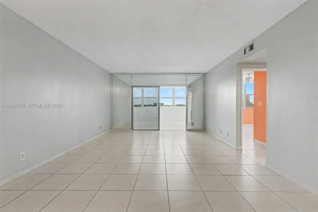 4330 Hillcrest Drive Hollywood FL 33021