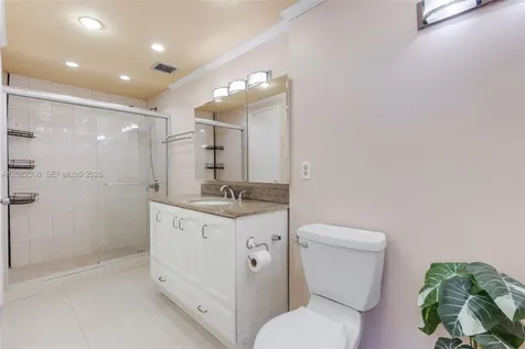 4330 Hillcrest Drive Hollywood FL 33021