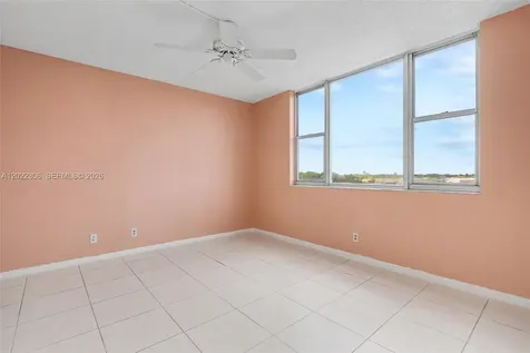 4330 Hillcrest Drive Hollywood FL 33021