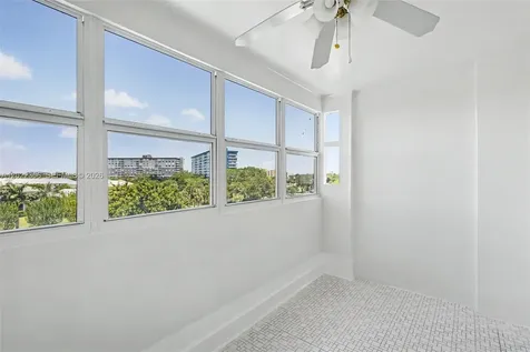 4330 Hillcrest Drive Hollywood FL 33021