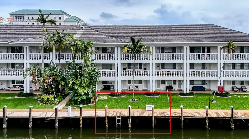 2881 NE 32nd Street Fort Lauderdale FL 33306