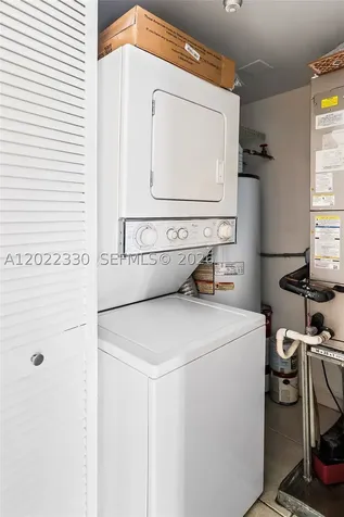 2881 NE 32nd Street Fort Lauderdale FL 33306