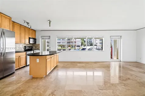 2881 NE 32nd Street Fort Lauderdale FL 33306