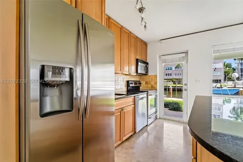 2881 NE 32nd Street Fort Lauderdale FL 33306