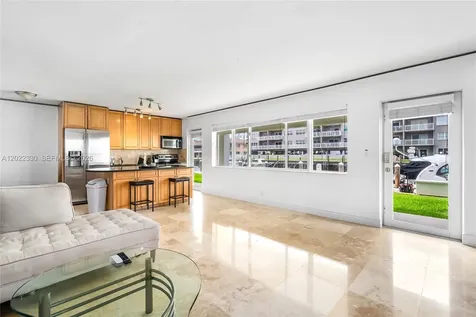 2881 NE 32nd Street Fort Lauderdale FL 33306
