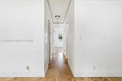 2881 NE 32nd Street Fort Lauderdale FL 33306