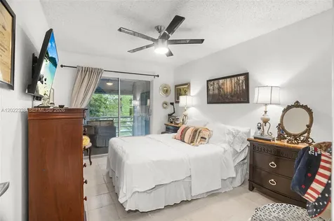 181 Lyndhurst L Deerfield Beach FL 33442