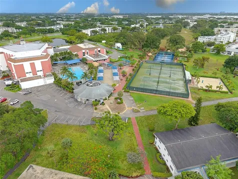 181 Lyndhurst L Deerfield Beach FL 33442